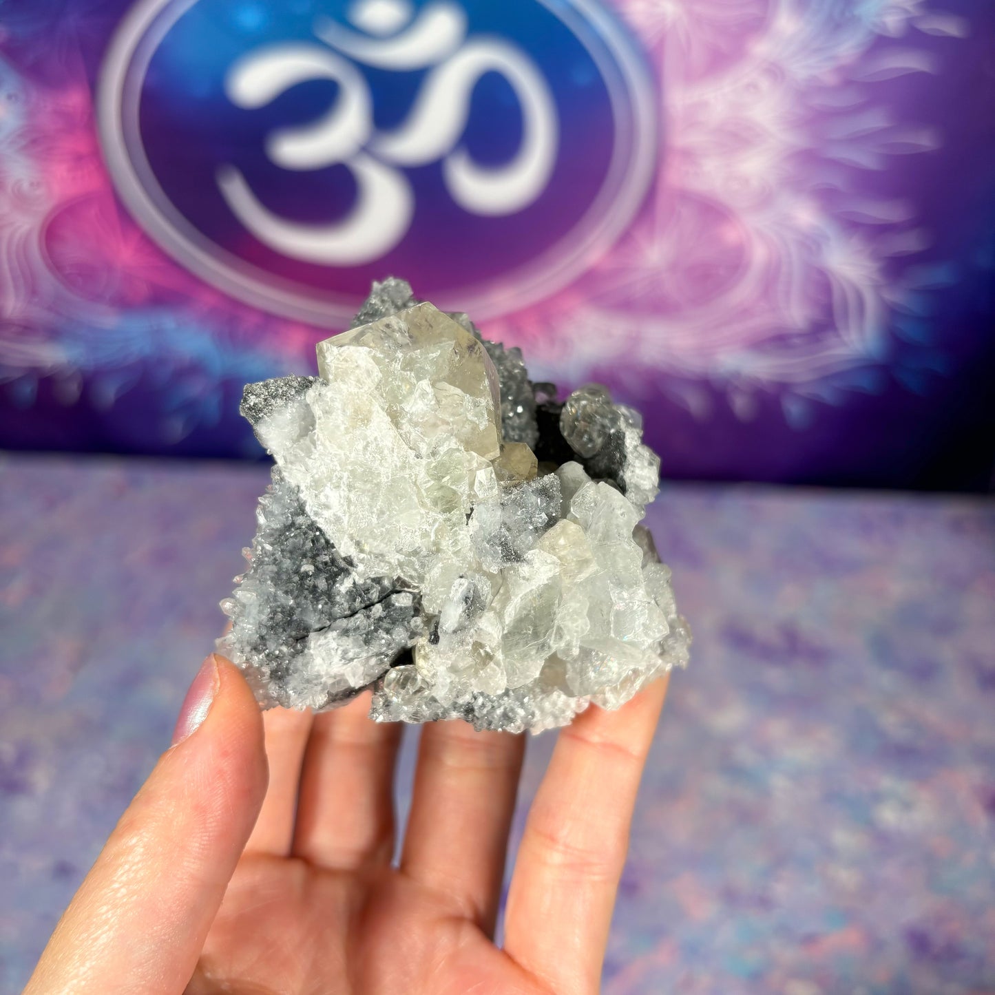 Chalcedony, Quartz, Calcite C
