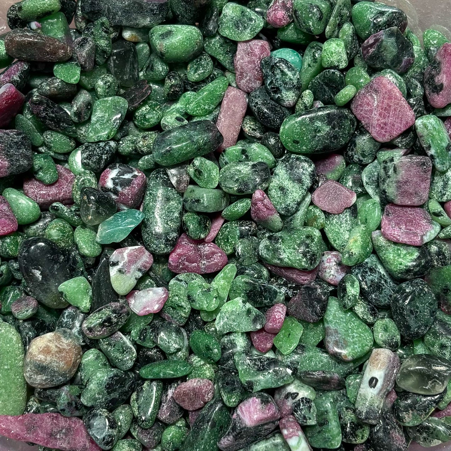 Ruby Zoisite Chips