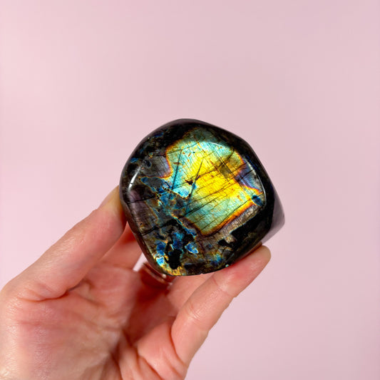 Labradorite Freefrom 32