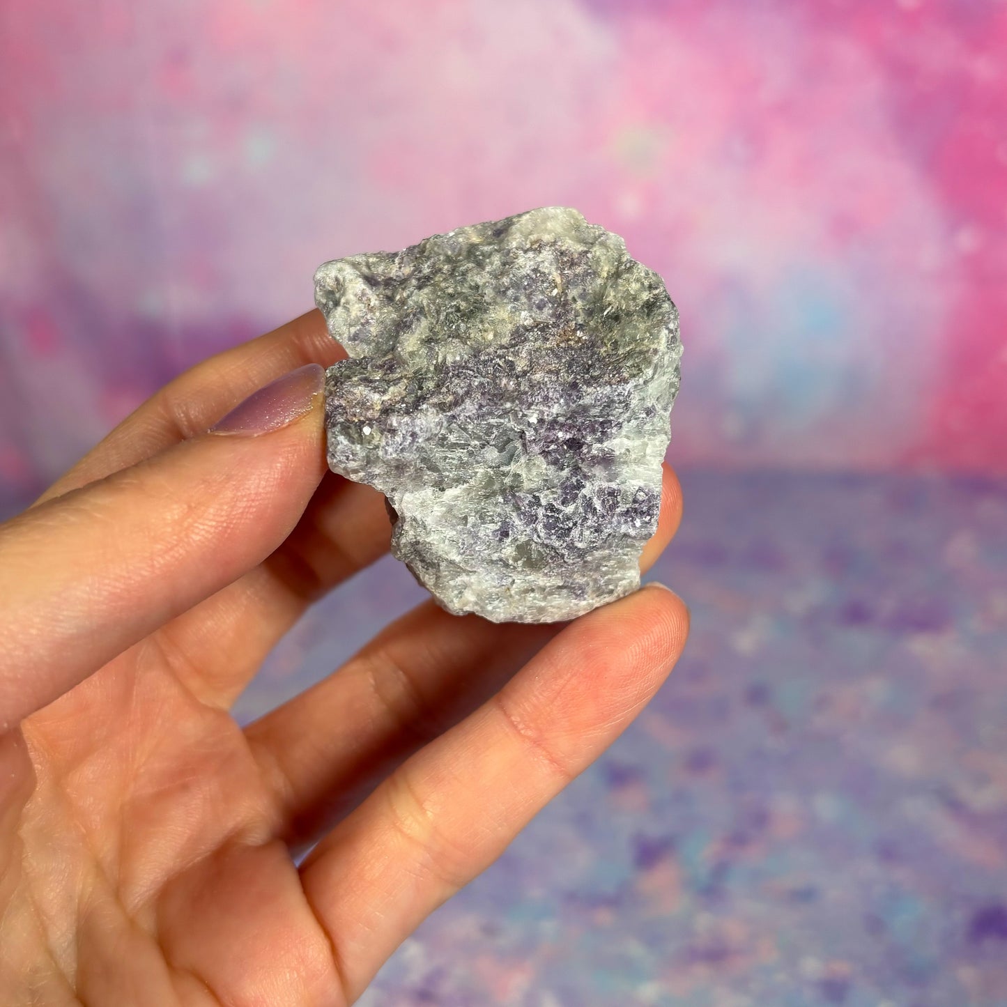 Lepidolite Raw Med