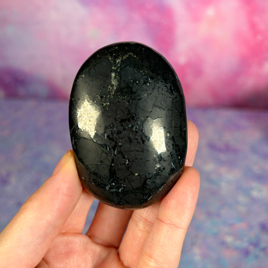 Shungite Palm Misfit