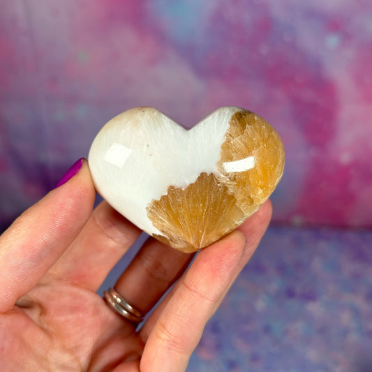 Scolecite & Stillbite Heart