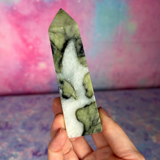 Rutile Serpentine Tower XL