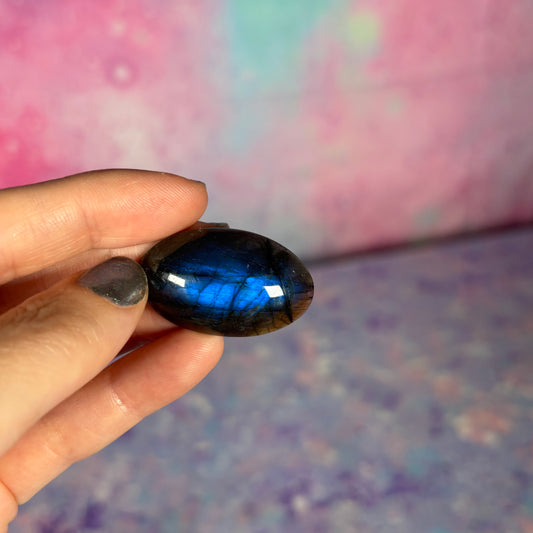 Labradorite Cab
