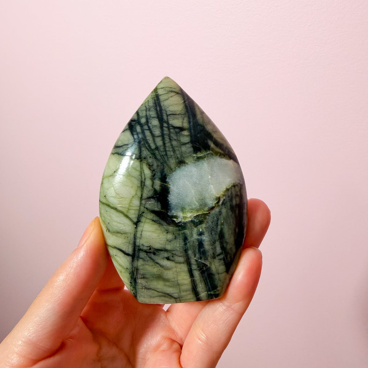 Rutile Serpentine Flames