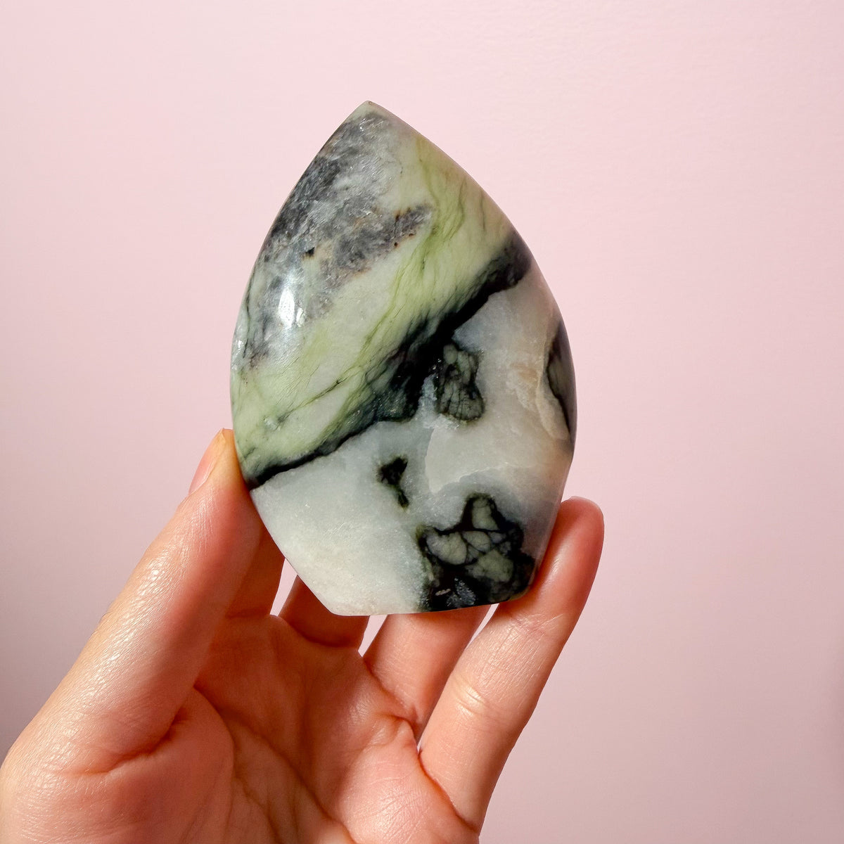 Rutile Serpentine Flames