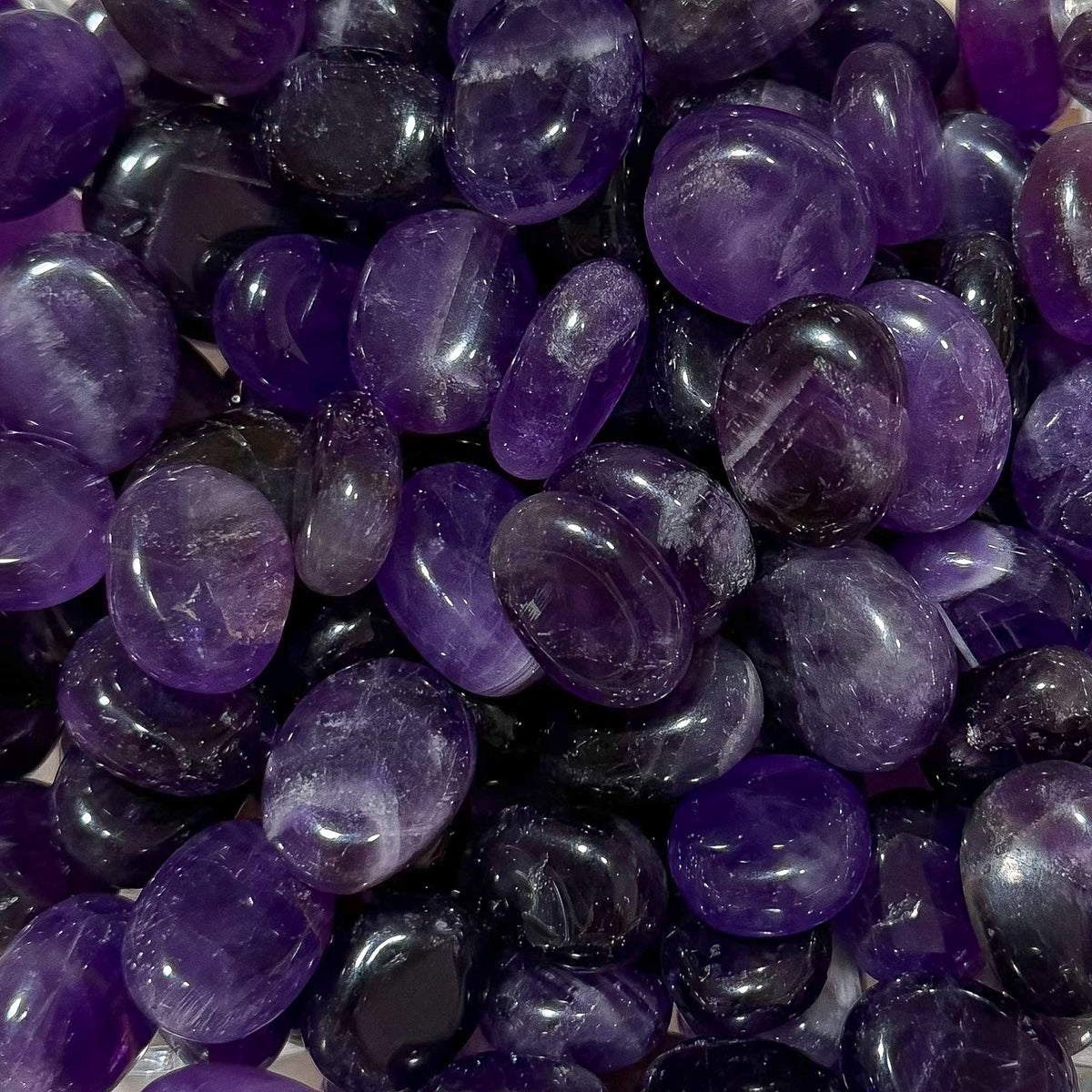 Amethyst Pebbles Dark