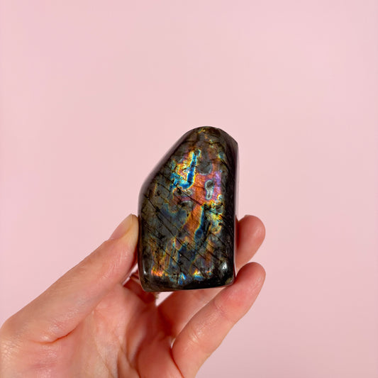 Labradorite Freefrom 25